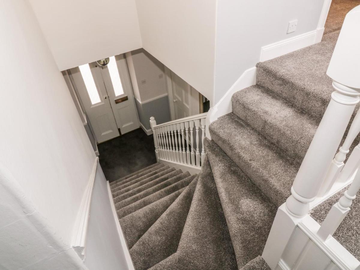 Ivy Bank Villa Thornhill  Luaran gambar