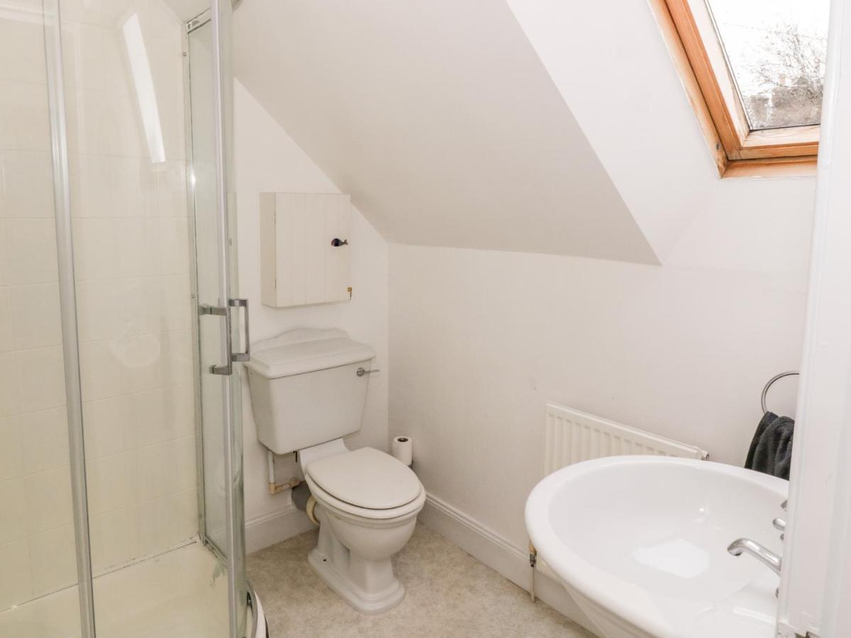 Ivy Bank Villa Thornhill  Luaran gambar